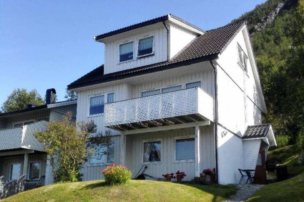 Large House With Spectacular View Villa Tromso Exterior photo